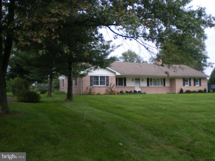 369 Moyer Road Souderton, PA 18964 - Photo 2 of 14 Exterior Front
