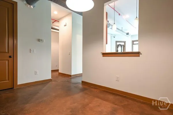 $1,350 | 250 Martha Drive, Unit 106, Athens, GA 30606