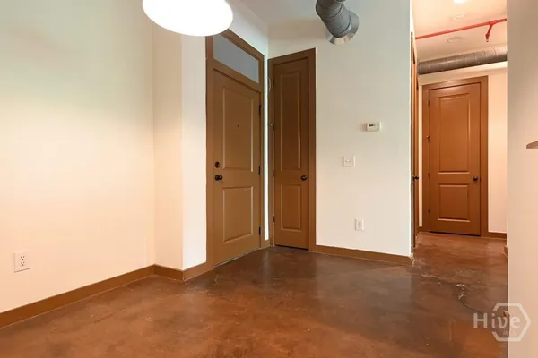 $1,350 | 250 Martha Drive, Unit 106, Athens, GA 30606