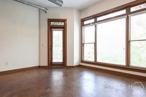 $1,350 | 250 Martha Drive, Unit 106, Athens, GA 30606