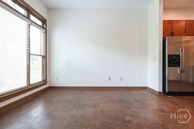 $1,350 | 250 Martha Drive, Unit 106, Athens, GA 30606