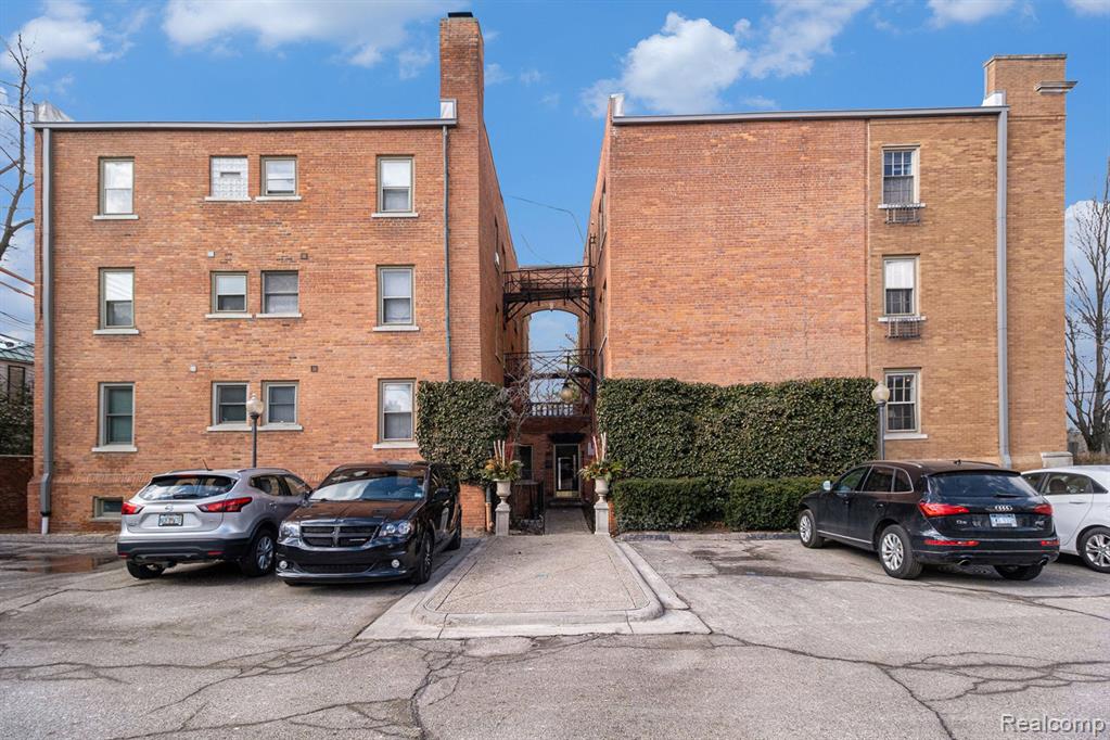 327 Southfield Road, Unit 18 Birmingham, MI 48009 - Photo 26 of 29
