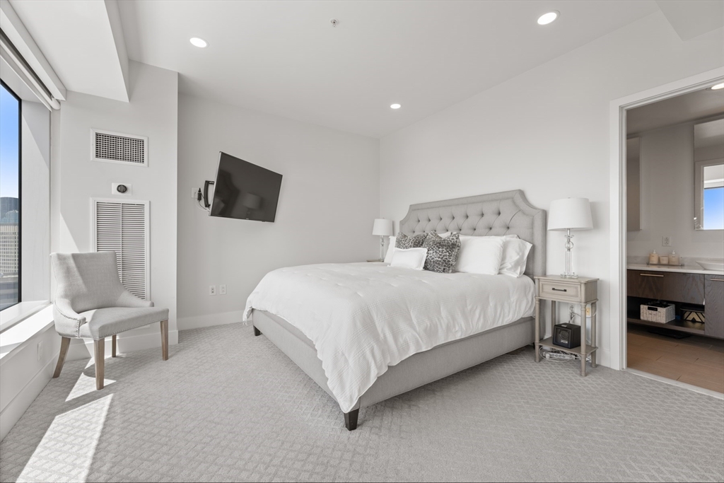 110 Stuart Street, Unit 26J Boston, MA 02116 - Photo 21 of 38