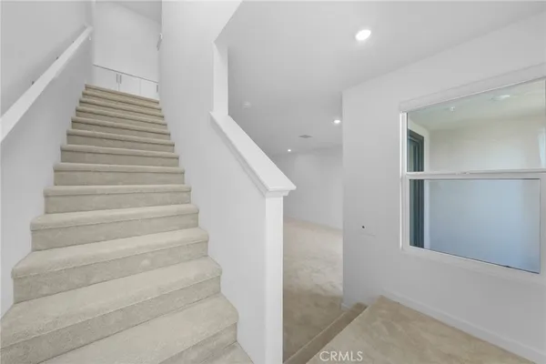 a view of entryway and hall