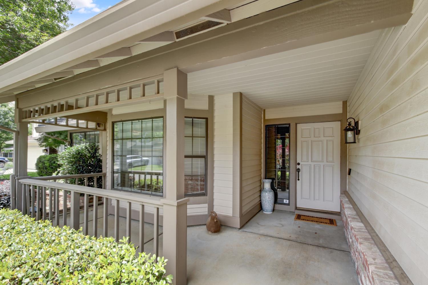 11609 Boom Pointer Way Rancho Cordova, CA 95670 - Photo 3 of 60