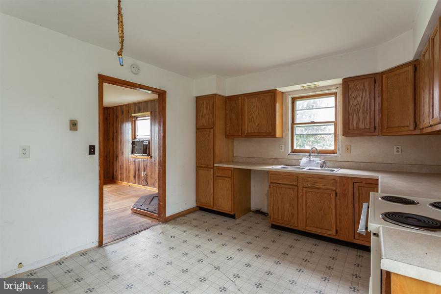 121 Legion Road Millington, MD 21651 - Photo 5 of 14 Kitchen
