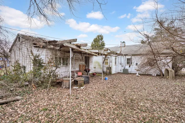 $55,000 | 1379 Pollack Avenue, Evansville, IN 47714