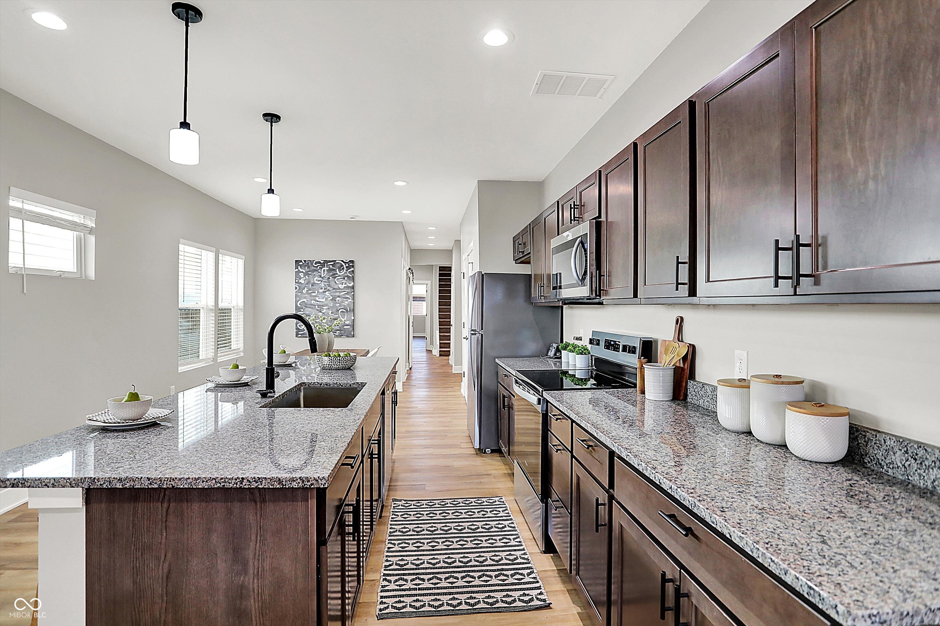 1624 Prospect Street Indianapolis, IN 46203 - Photo 9 of 54