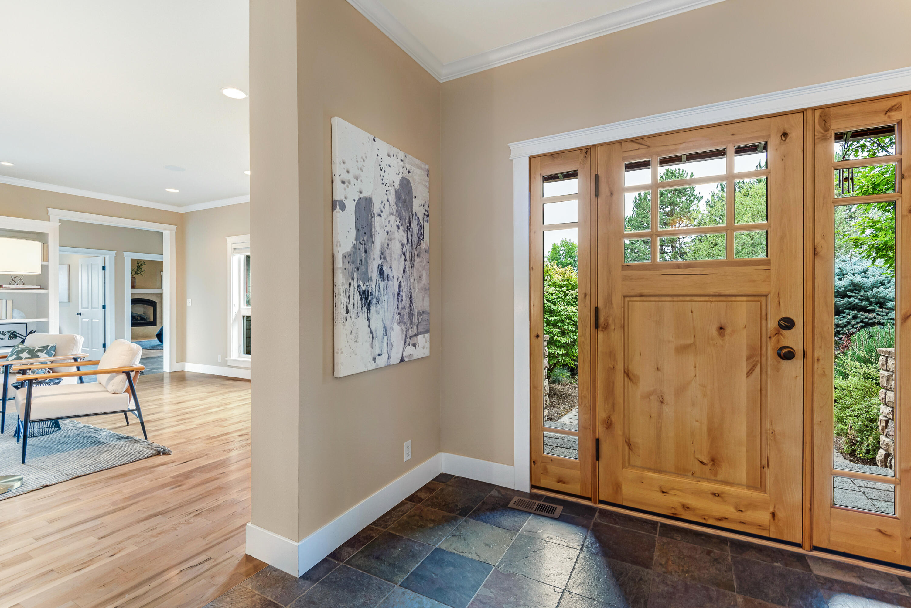20269 Marsh Road Bend, OR 97703 - Photo 5 of 56 5