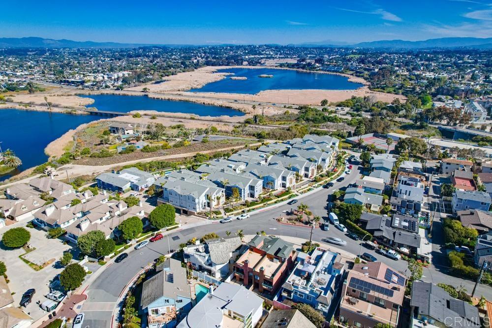 2333 Ocean Street Carlsbad, CA 92008 - Photo 11 of 67