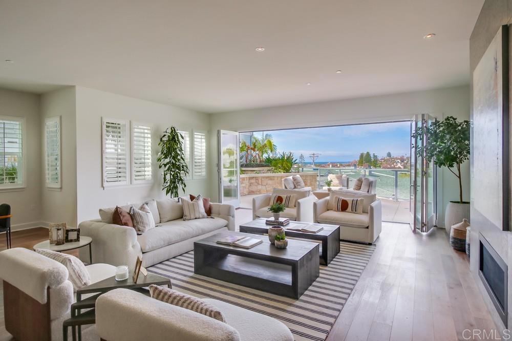 2333 Ocean Street Carlsbad, CA 92008 - Photo 3 of 67 a living room with furniture and a large window