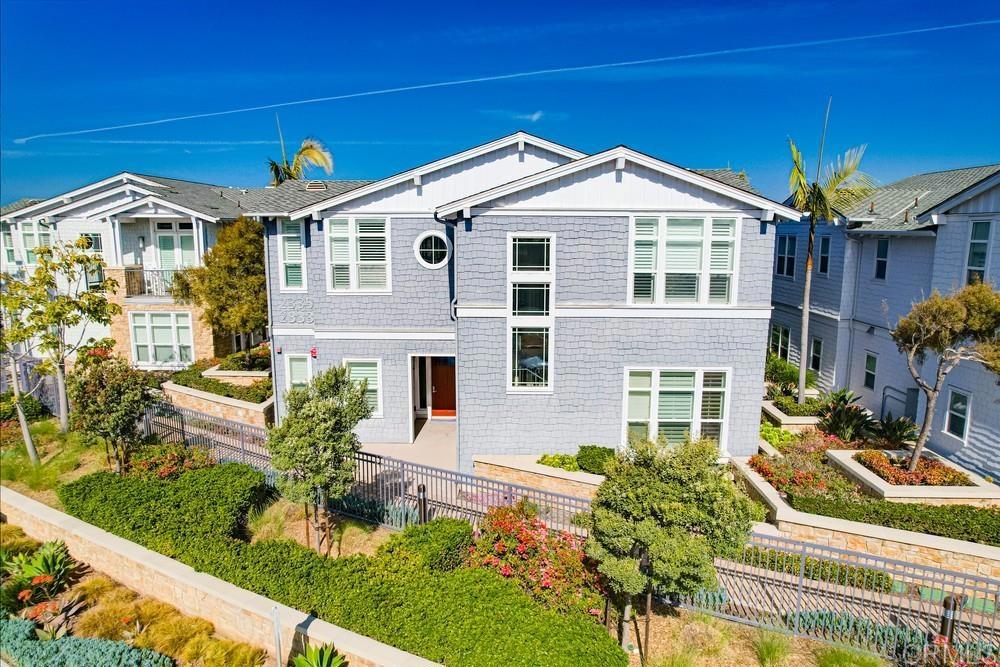 2333 Ocean Street Carlsbad, CA 92008 - Photo 4 of 67 a view of a house with a yard