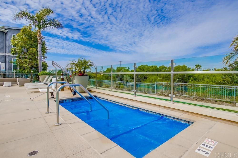 2333 Ocean Street Carlsbad, CA 92008 - Photo 55 of 67 a view of a balcony with chairs