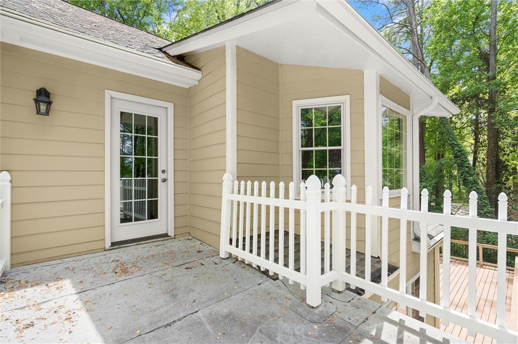 9335 Huntcliff Trace Atlanta, GA 30350 - Photo 52 of 113