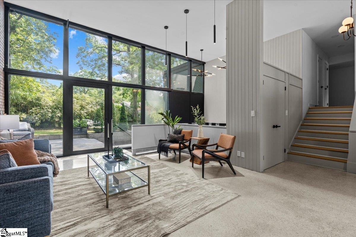 305 Botany Road Greenville, SC 29615 - Photo 4 of 32