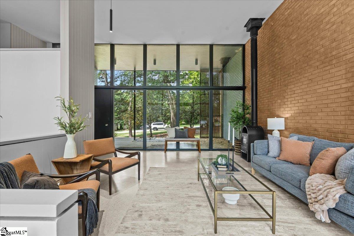 305 Botany Road Greenville, SC 29615 - Photo 7 of 32