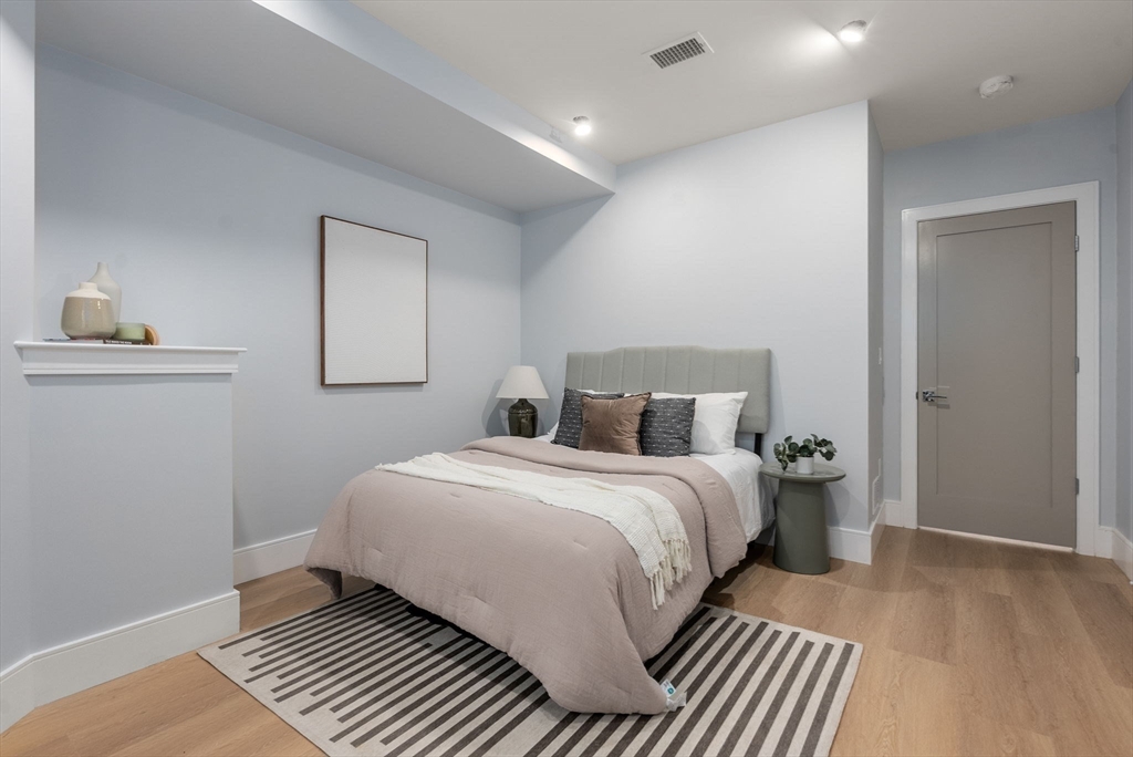 527 East 7th Street, Unit 2 Boston, MA 02127 - Photo 16 of 24