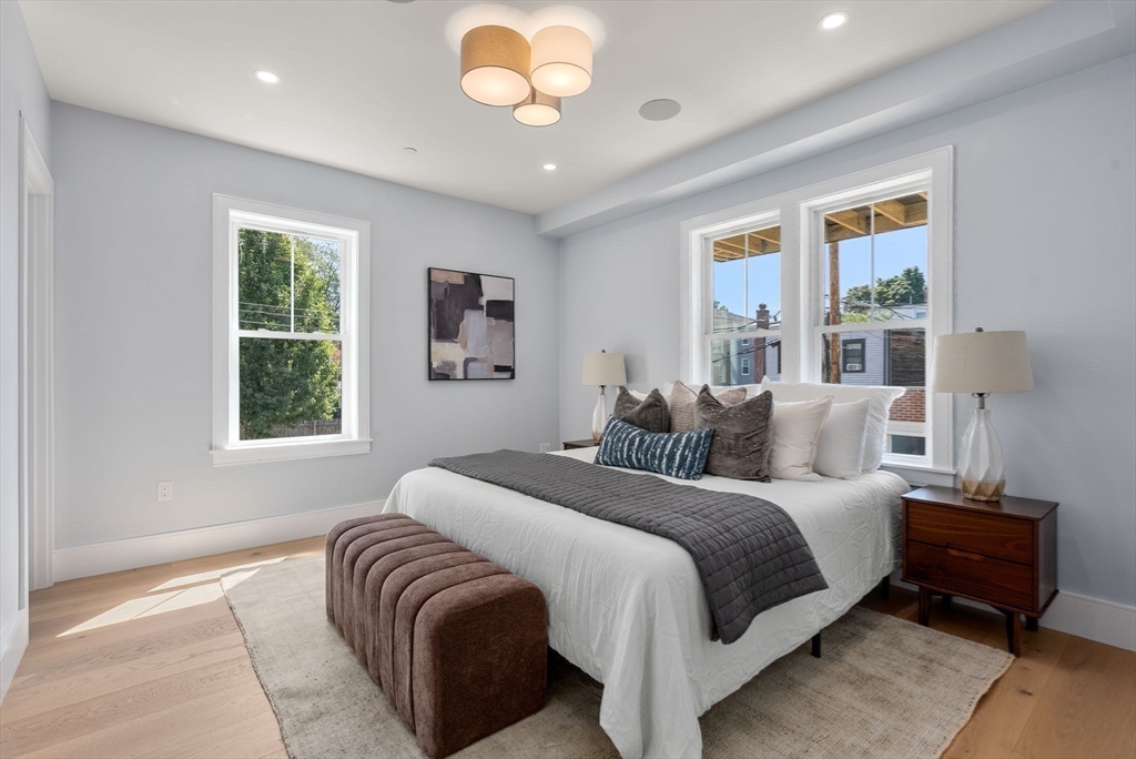 527 East 7th Street, Unit 2 Boston, MA 02127 - Photo 8 of 24