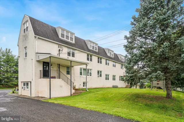 $1,600 | 3868 Germantown Pike, Unit 7, Collegeville, PA 19426