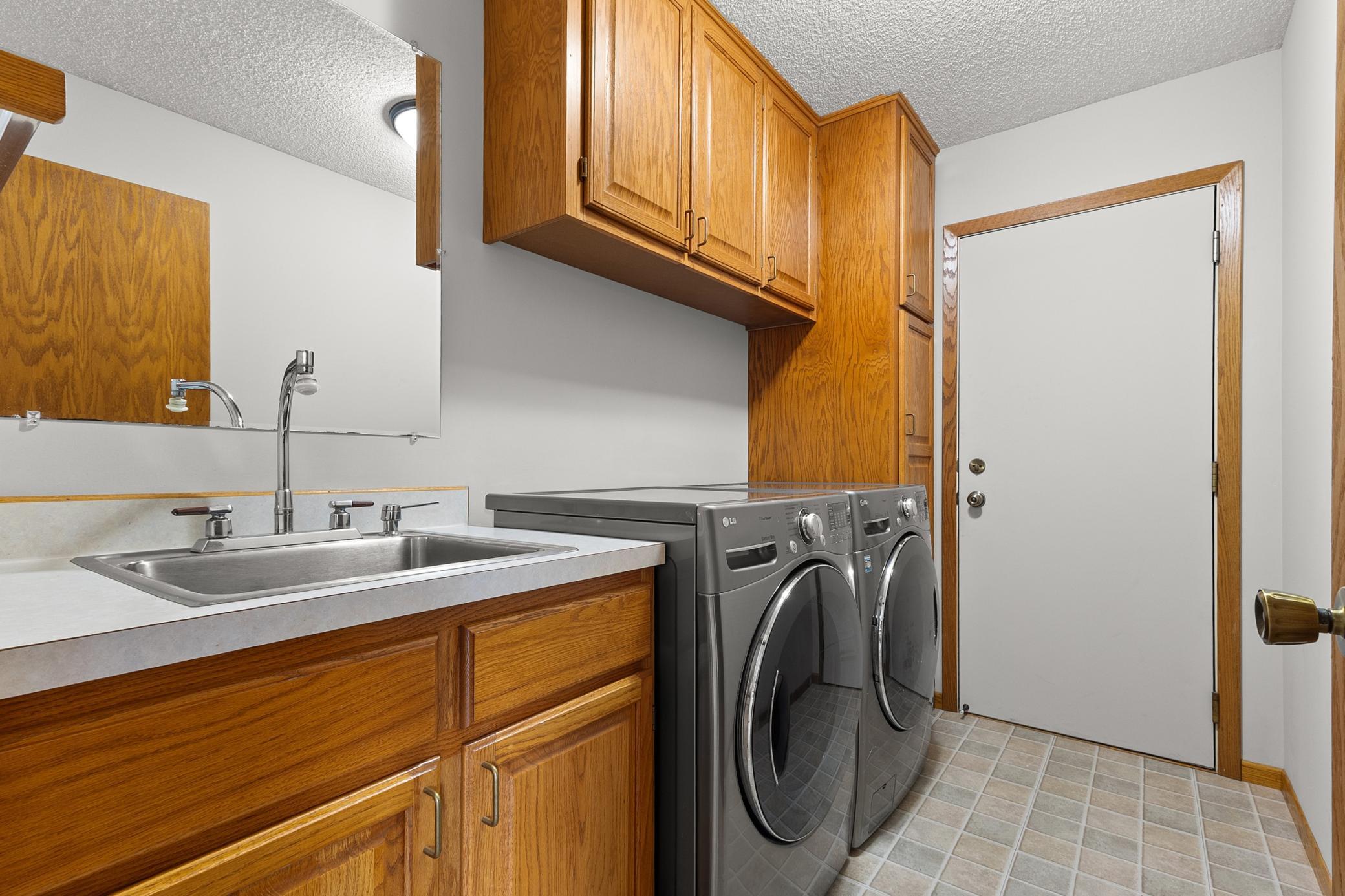 1845 77th Street West Inver Grove Heights, MN 55077 - Photo 10 of 33