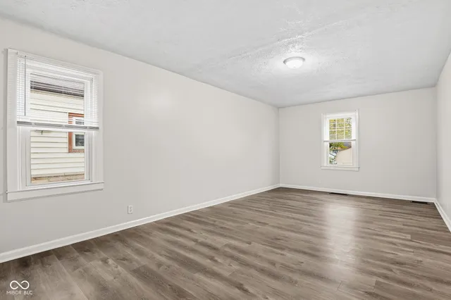 $197,500 | 258 North 16th Avenue, Beech Grove, IN 46107