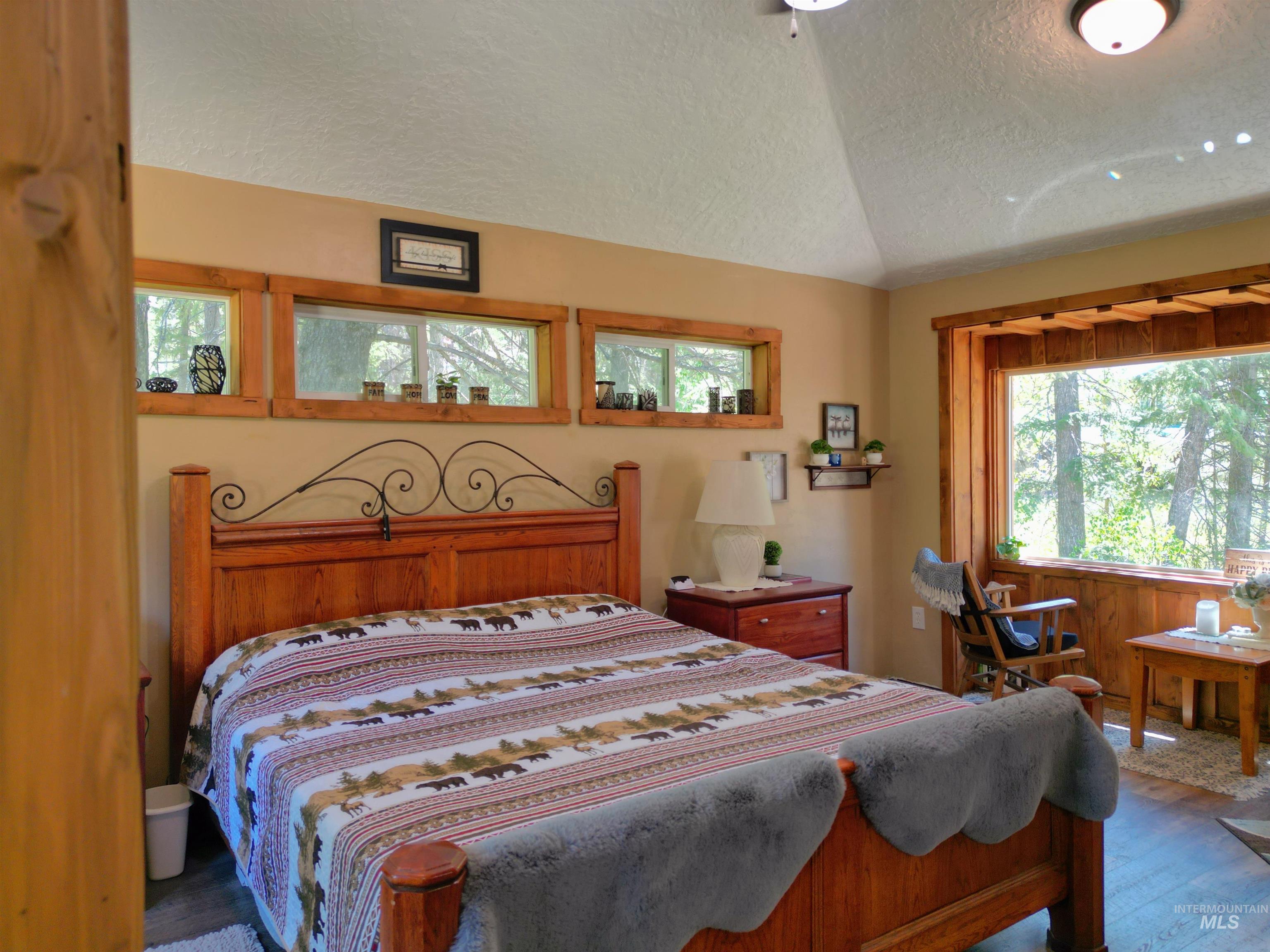 11 Valley View Way Lowman, ID 83637 - Photo 14 of 43