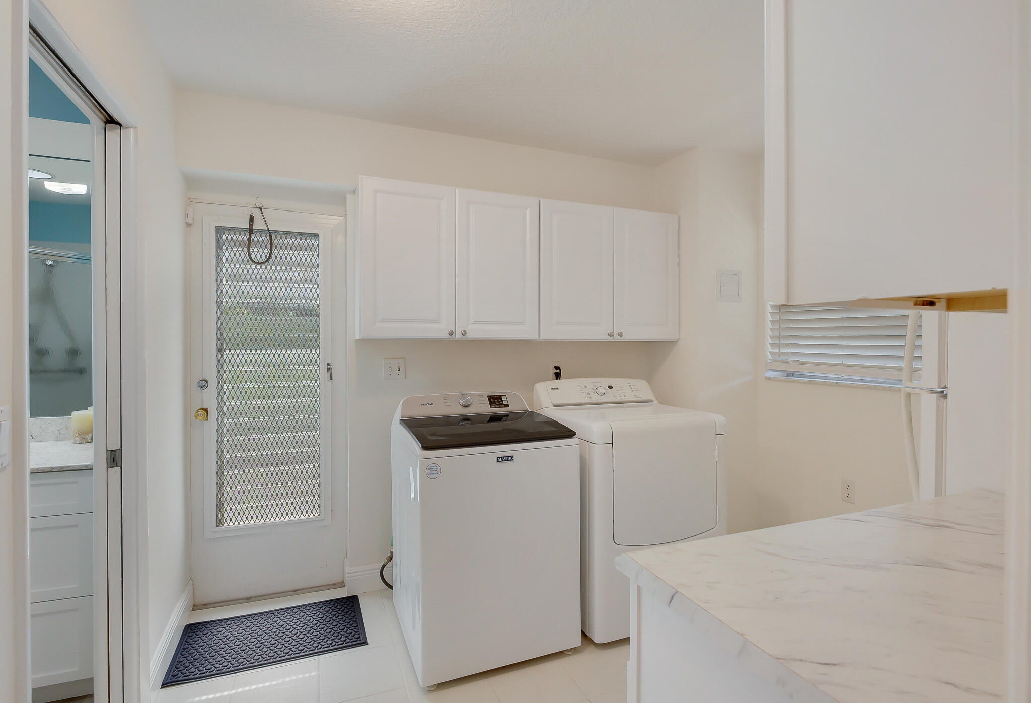 308 Akron Road Lake Worth, FL 33467 - Photo 20 of 49 308 Akron (31)