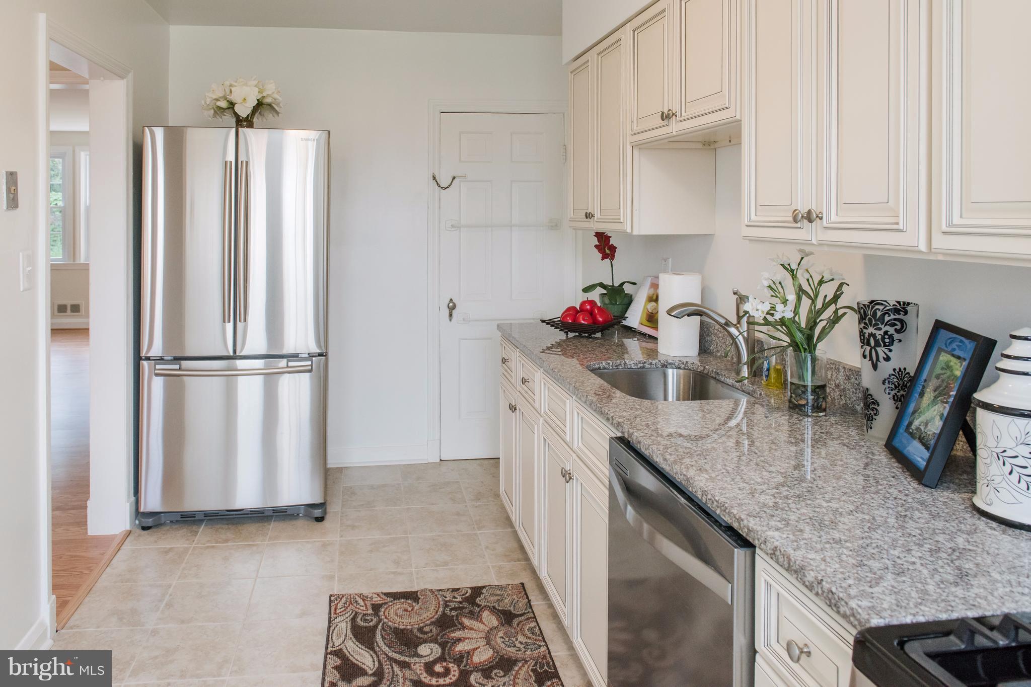 441 Whitfield Road Catonsville, MD 21228 - Photo 13 of 30 Kitchen