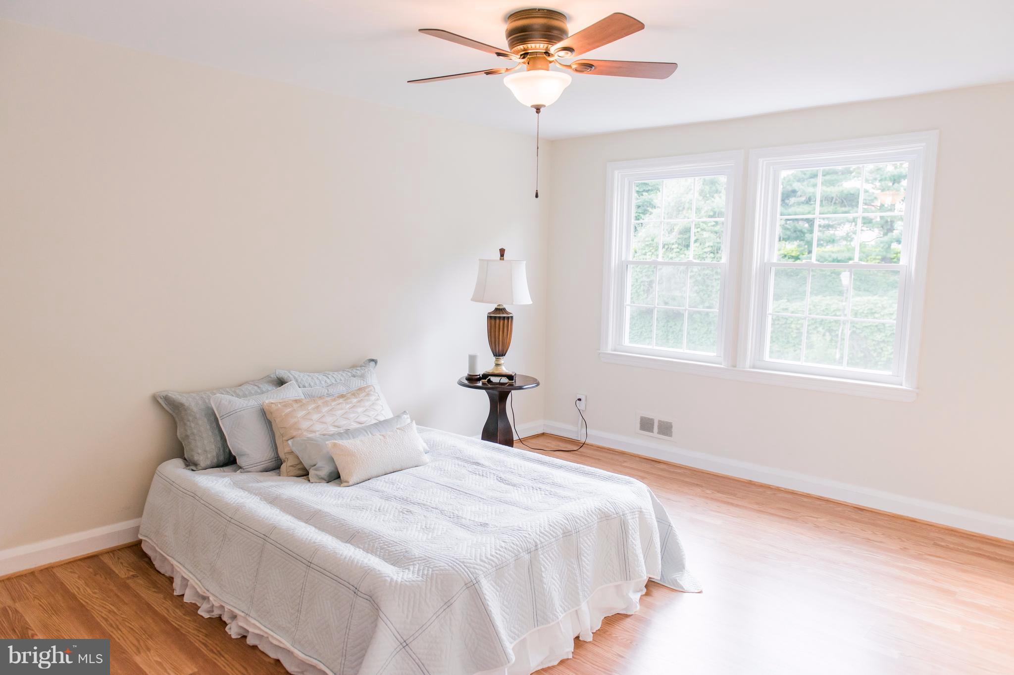 441 Whitfield Road Catonsville, MD 21228 - Photo 23 of 30 Master bedroom