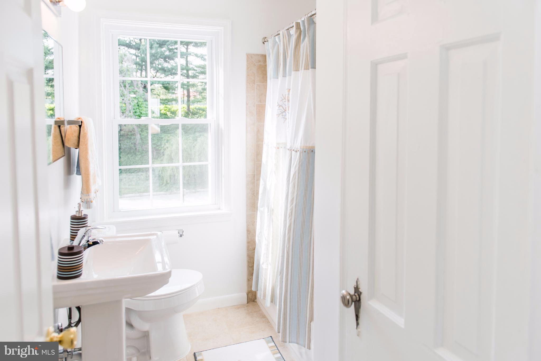 441 Whitfield Road Catonsville, MD 21228 - Photo 25 of 30 Remodeled bath