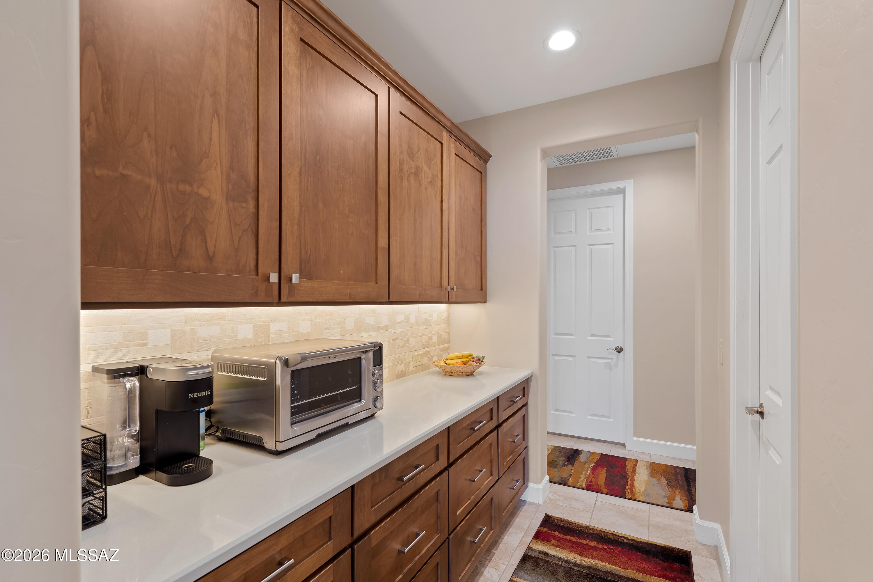 31579 South Misty Basin Road Oracle, AZ 85623 - Photo 12 of 48 Exceptional Kitchen Storage