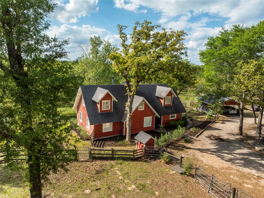 636 Deer Run Road Bellville, TX 77418 - Photo 2 of 23