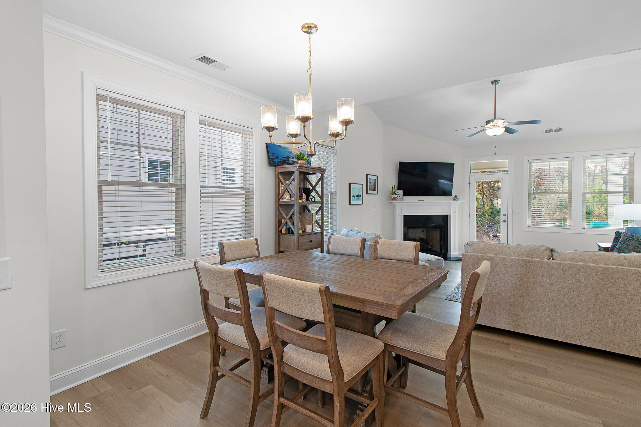 134 Freedom Park Road Beaufort, NC 28516 - Photo 16 of 57 Dining Area