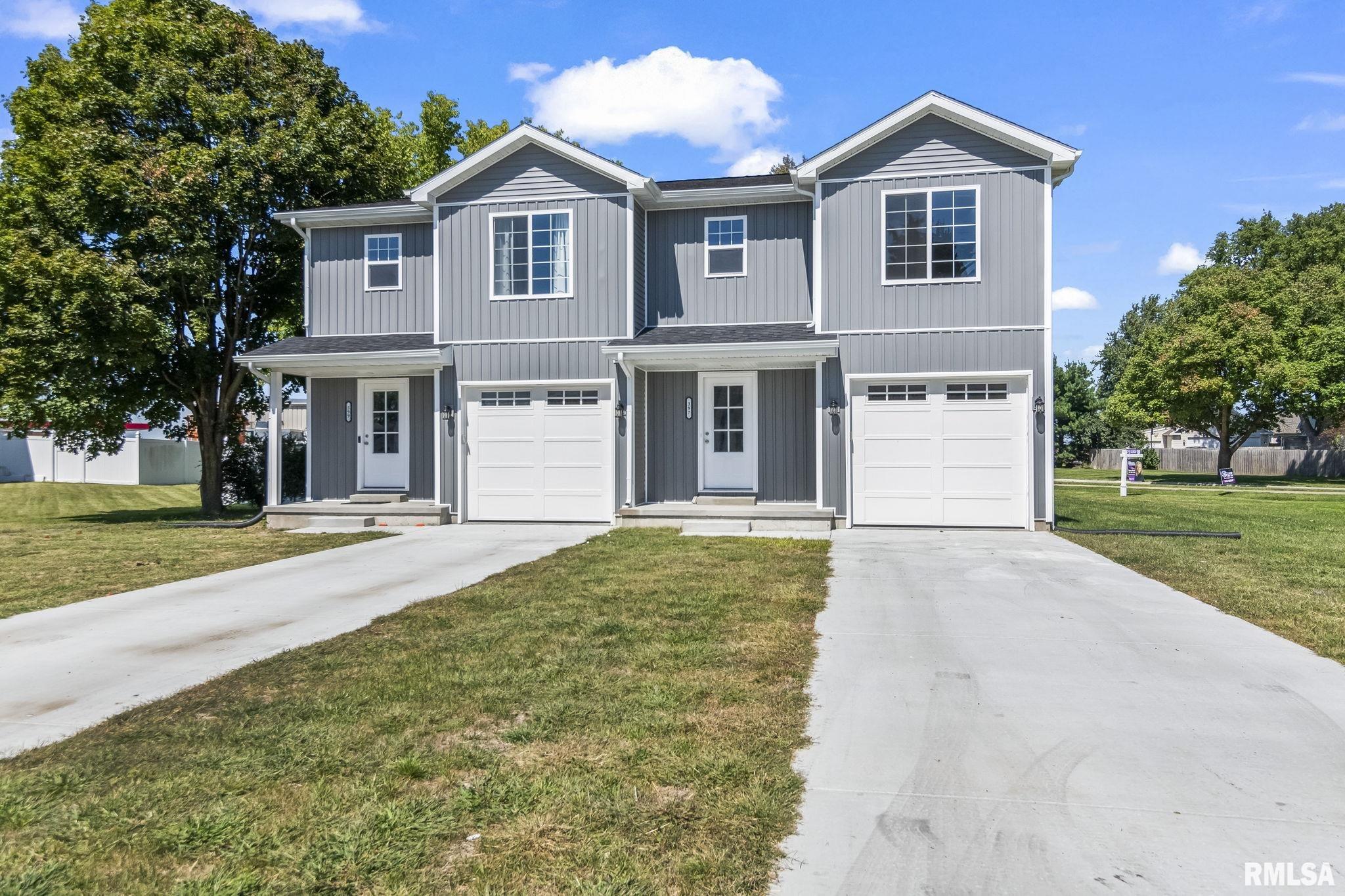 397 West Main Street Williamsville, IL 62693 - Photo 1 of 33