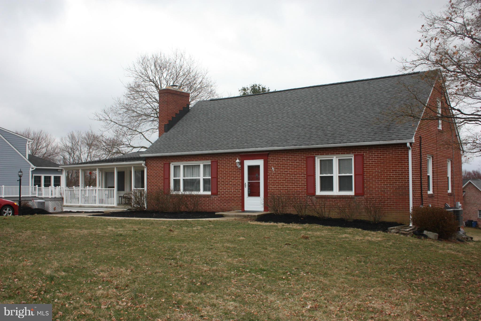 1563 Bollinger Road Westminster, MD 21157 - Photo 2 of 24 SPACIOUS FRONT YARD
