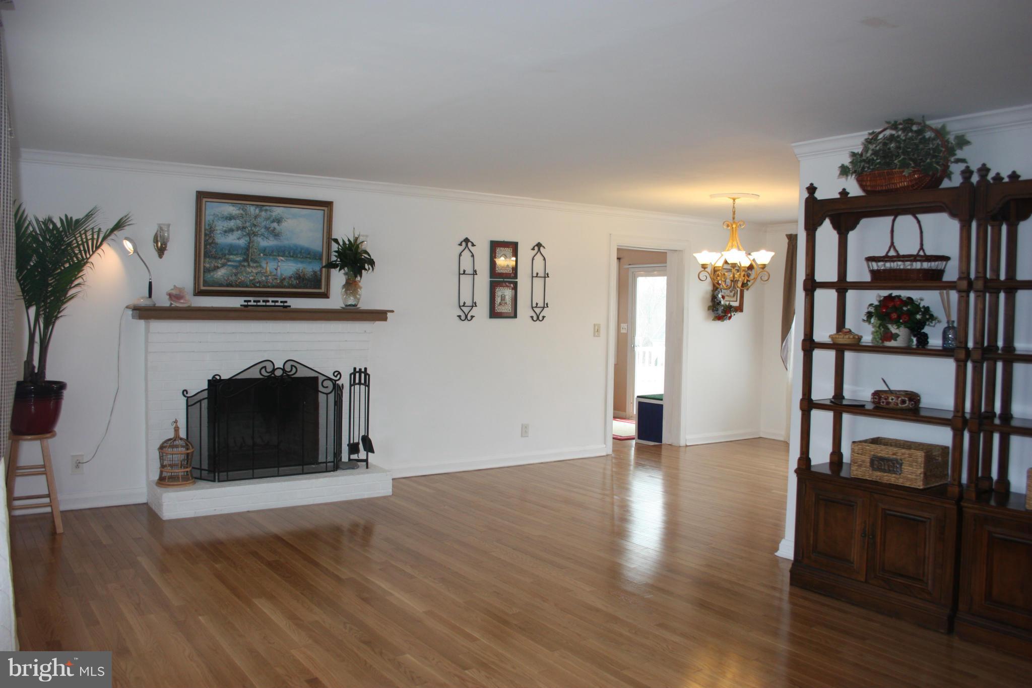 1563 Bollinger Road Westminster, MD 21157 - Photo 10 of 24 LARGE OPEN SPACE WITH LOTS OF NATURAL LIGHT