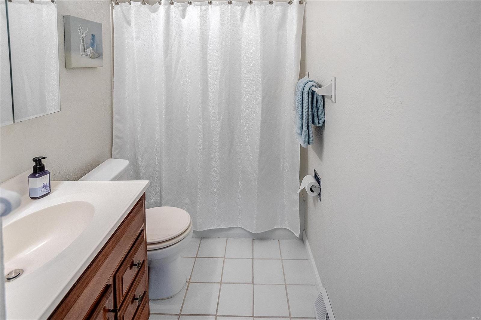 1216 West Pontoon Road Granite City, IL 62040 - Photo 23 of 28 Gallery Image 23