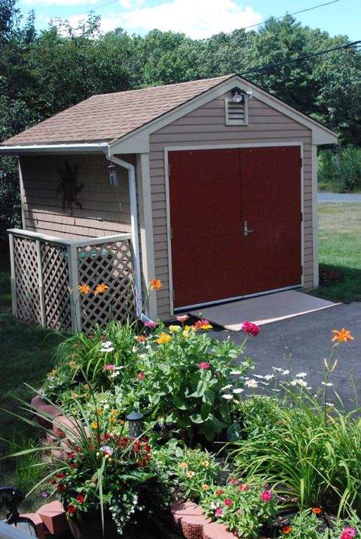 131 Elmer Street Pembroke, MA 02359 - Photo 5 of 25