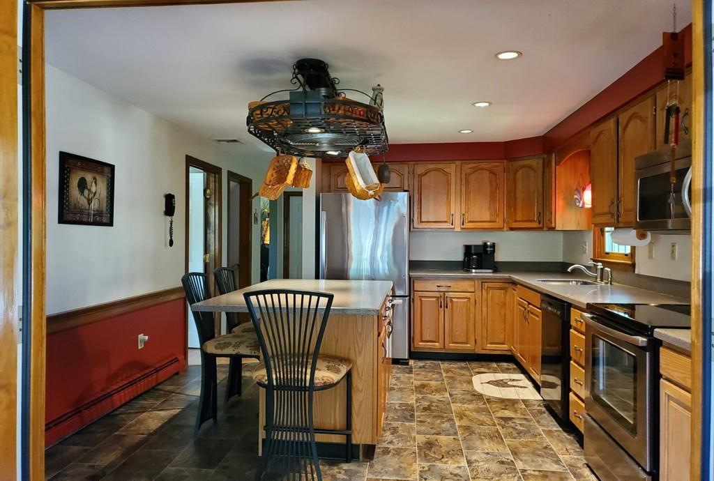 131 Elmer Street Pembroke, MA 02359 - Photo 6 of 25