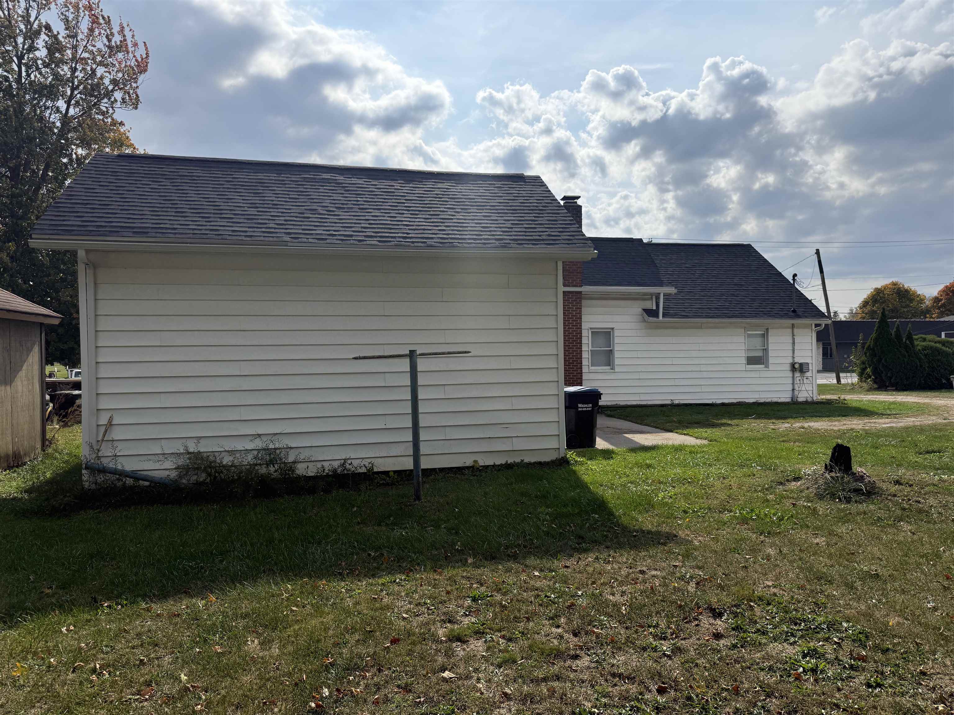 420 East Marion Street Waterloo, IN 46793 - Photo 3 of 36