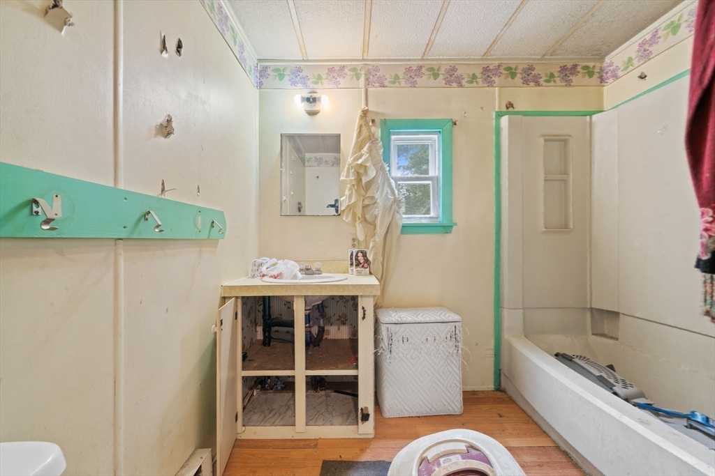 40 Kendell Lane Salisbury, MA 01952 - Photo 17 of 34