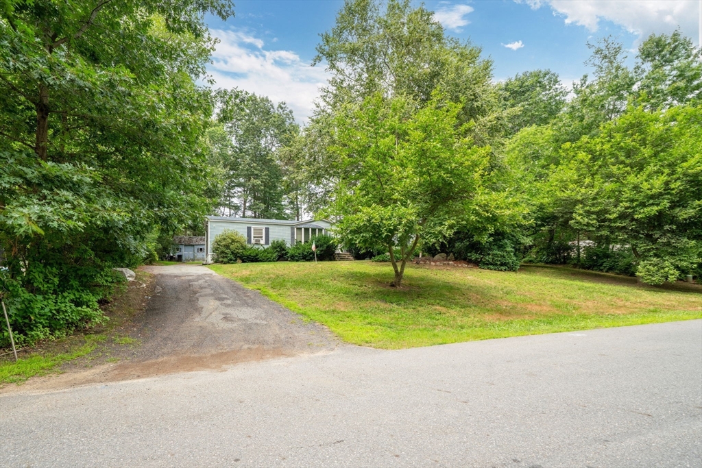 40 Kendell Lane Salisbury, MA 01952 - Photo 2 of 34