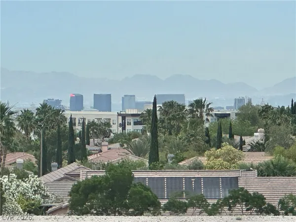 $3,995 | 10637 Turquoise Valley Drive, Las Vegas, NV 89144