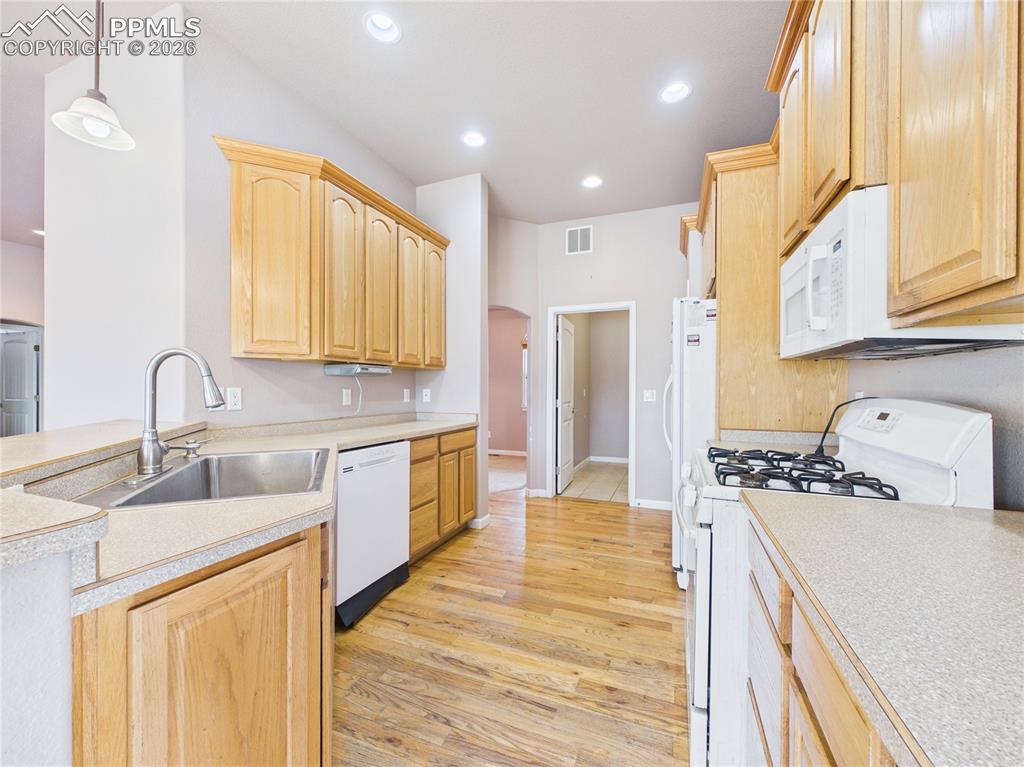 27908 Iris Road Pueblo, CO 81006 - Photo 11 of 39