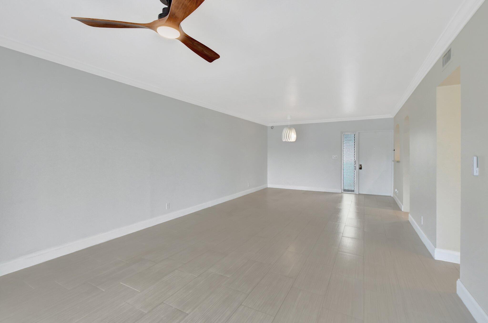 800 East Camino, Unit 4110 Boca Raton, FL 33432 - Photo 8 of 41 7-web-or-mls-DSC_0866