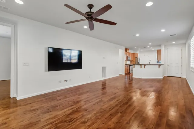 $550,000 | 7925 Peak Forest Way, Elk Grove, CA 95757