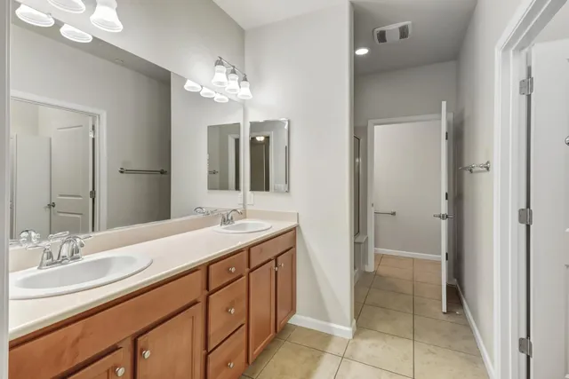 $550,000 | 7925 Peak Forest Way, Elk Grove, CA 95757