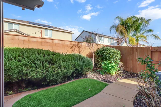 $550,000 | 7925 Peak Forest Way, Elk Grove, CA 95757