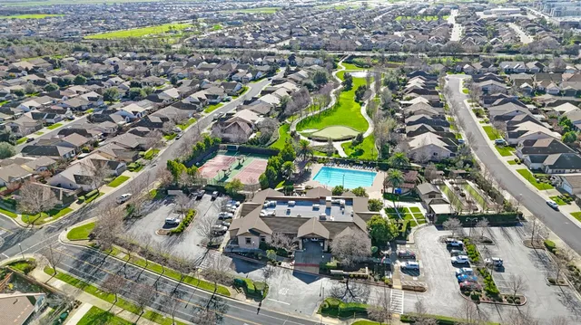 $550,000 | 7925 Peak Forest Way, Elk Grove, CA 95757