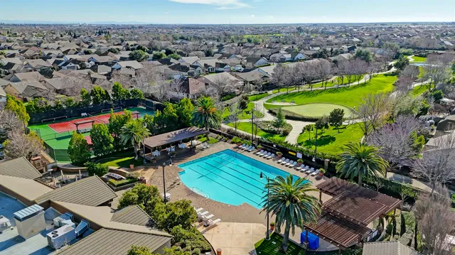 $550,000 | 7925 Peak Forest Way, Elk Grove, CA 95757